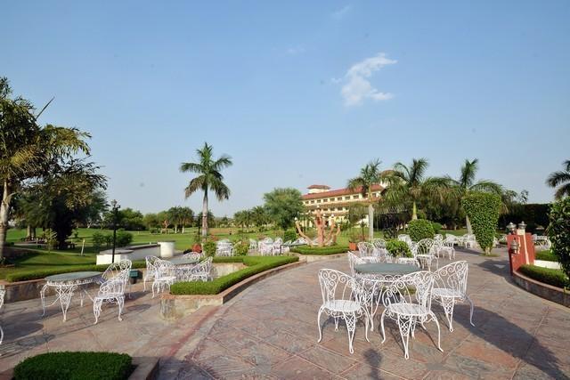Shiva Oasis Resort นีมรานา ภายนอก รูปภาพ
